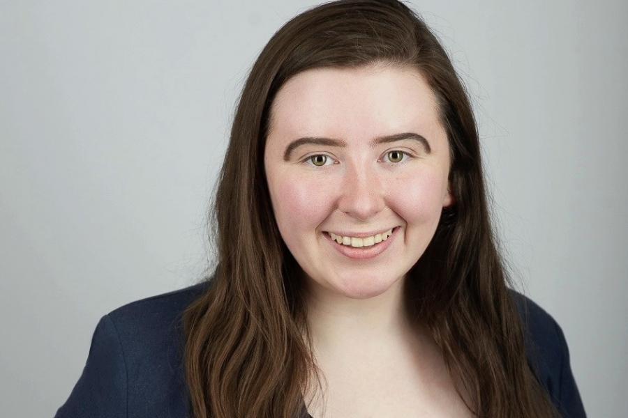 A headshot of Emily Robb