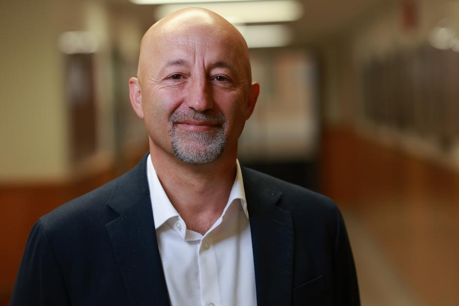 Dr Nazim Cicek