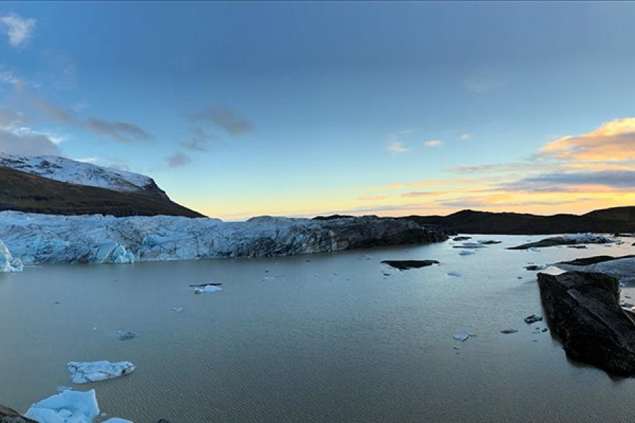 Vatnajökull’s Outlet Glaciers ICELAND 64o N -17o W  