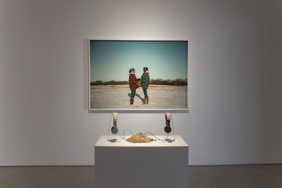 Catherine Blackburn, …story in the middle…, Photographer: Karen Asher. Courtesy of the School of Art Gallery, University of Manitoba