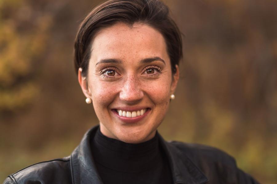 Executive-Education-Instructor-Brook-Sophia