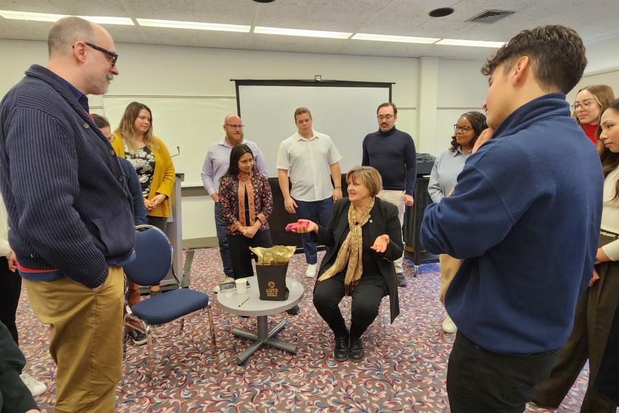 Janice Lukes, Deputy Mayor of Winnipeg, disccusses her leadership journey with PSLP participants on November 18, 2023.