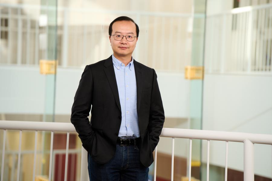 Headshot of Sijie Sun