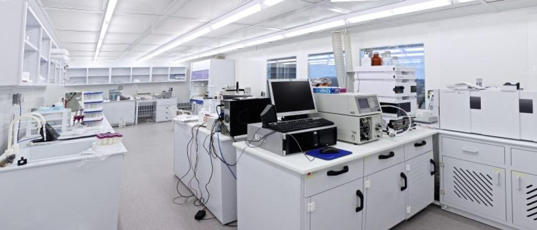 View of Ultra-Clean Trace Elements Laboratory 