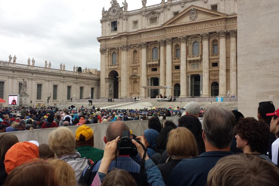 Crowd of tourists