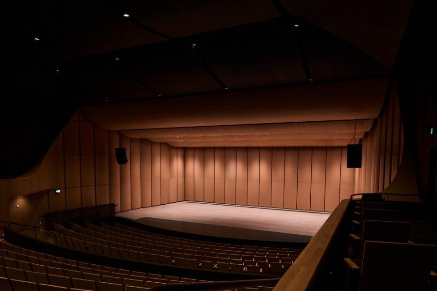Stage as seen from a balcony in the Desautels Concert Hall
