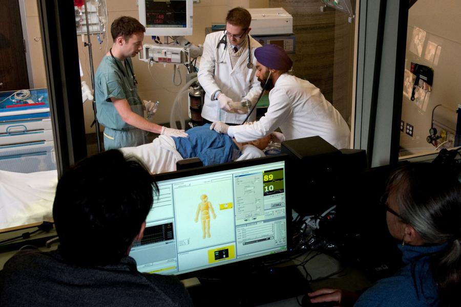 Simulation of a procedure room.