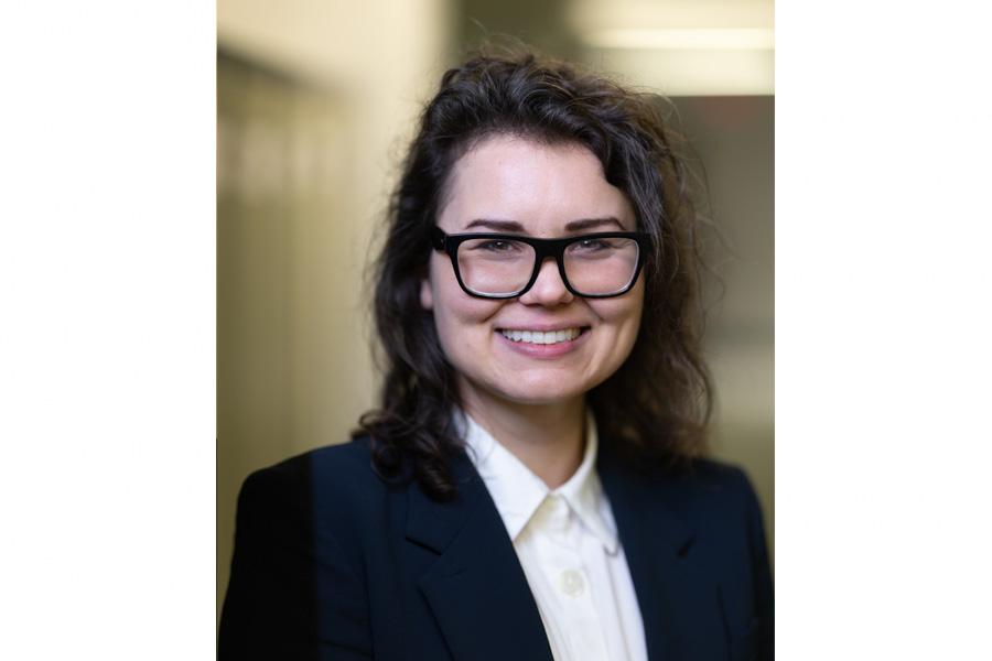 Whitney Kennelly headshot