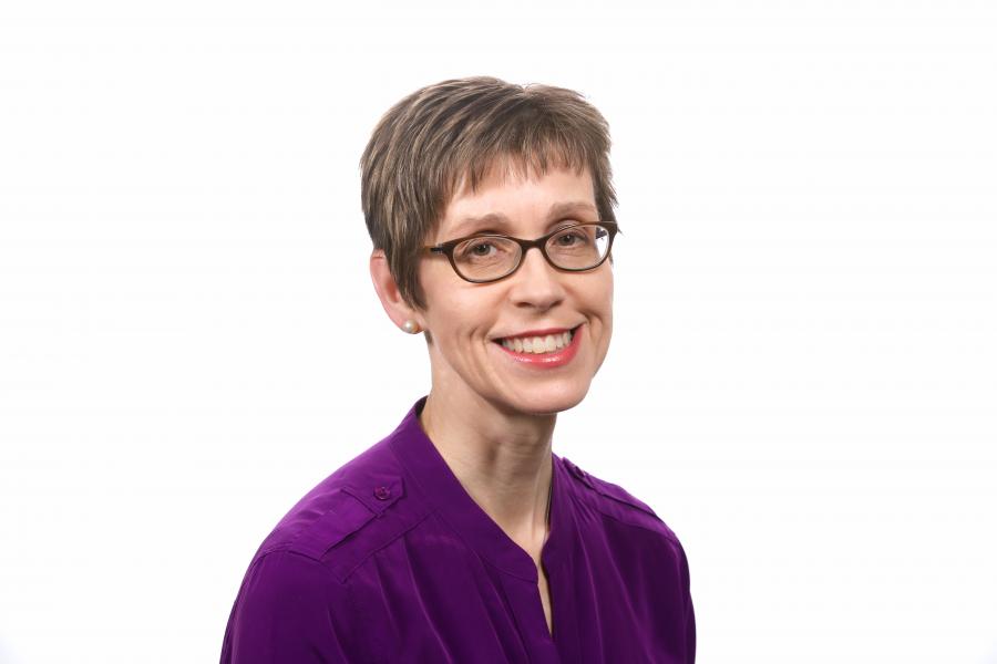 headshot of Lisa Lix 