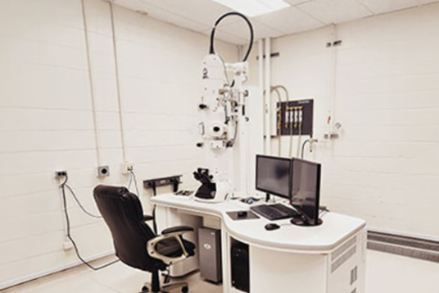 Image of an electron microscope
