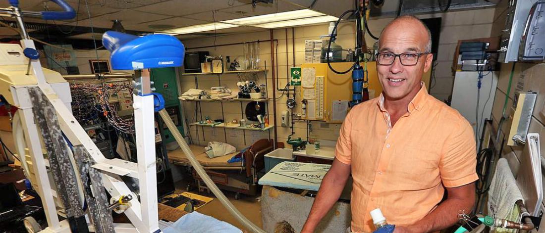 Primary investigator Dr. Gordon Giesbrecht working in the Exercise and Environmental Medicine lab.