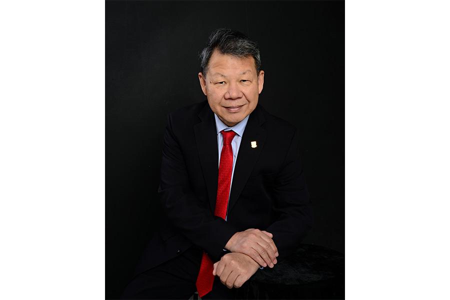 Portrait of Jiuyong Xie.