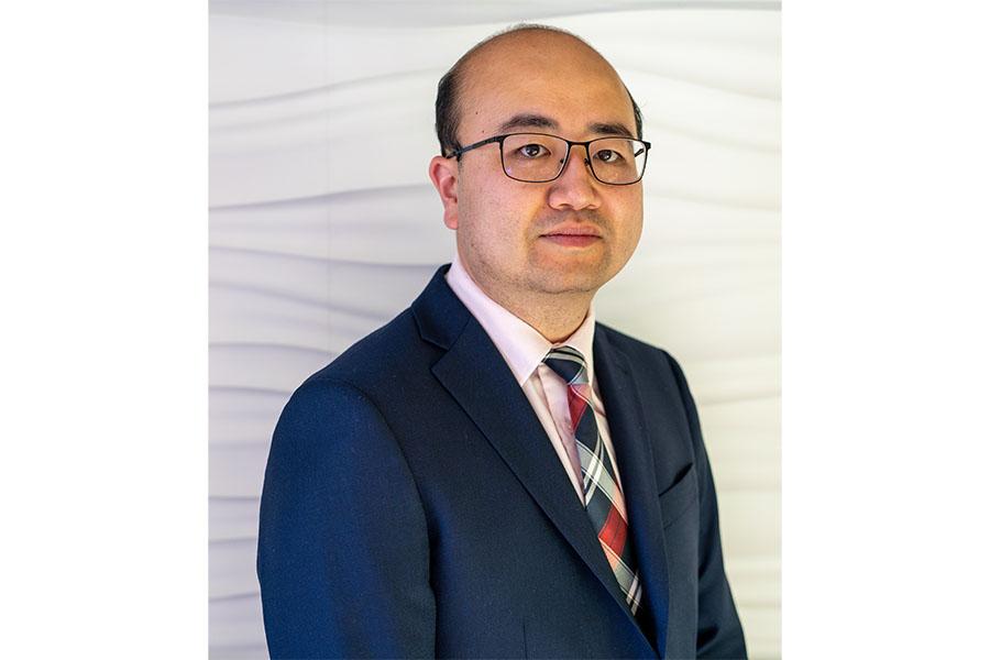 portrait of Samuel Quan