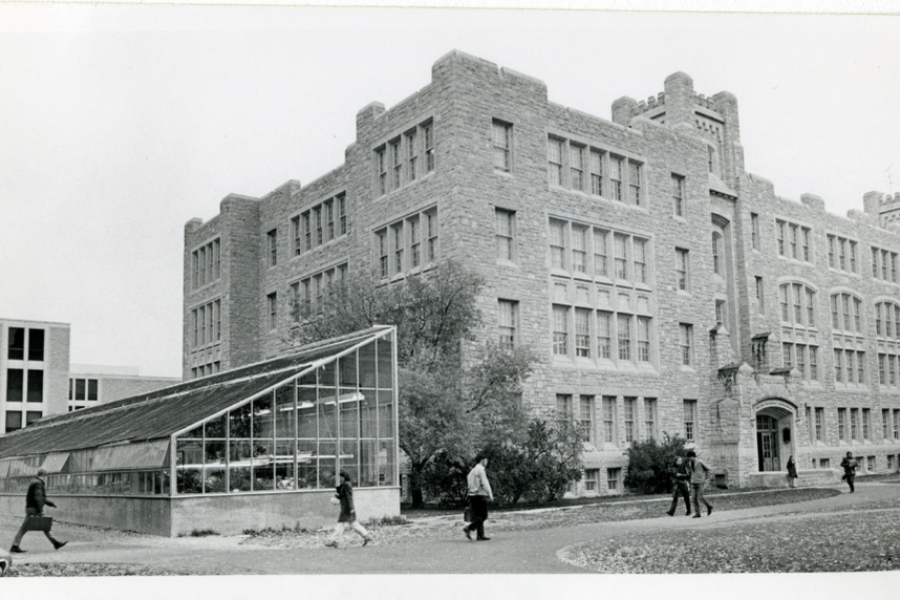 a photo of the buller building year 1970