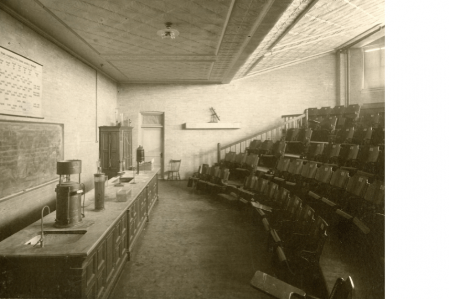 a picture of the old science lecture hall of university of manitoba