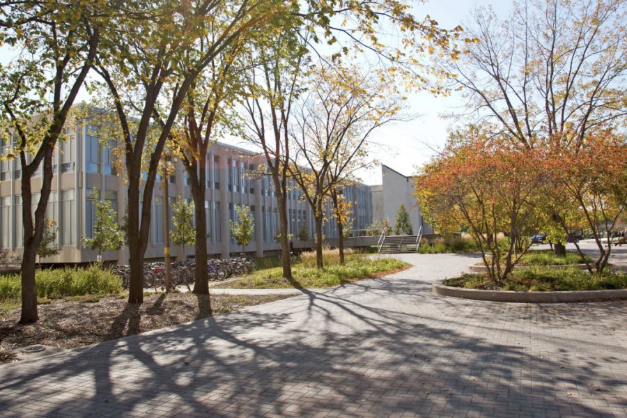 UM virtual background-Fort Garry campus-Architecture building