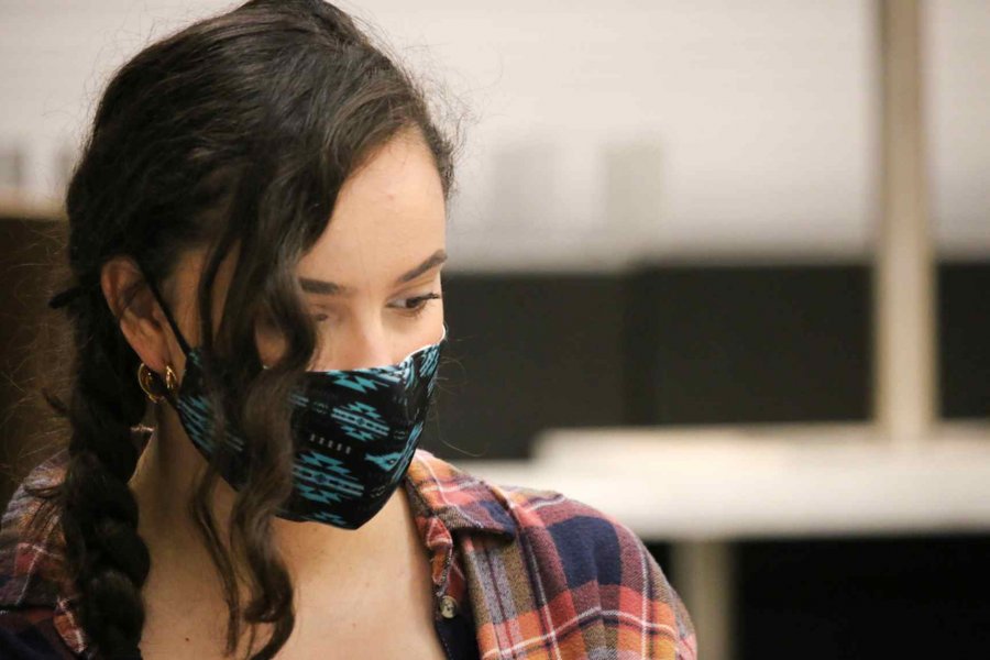 Student wearing a face mask