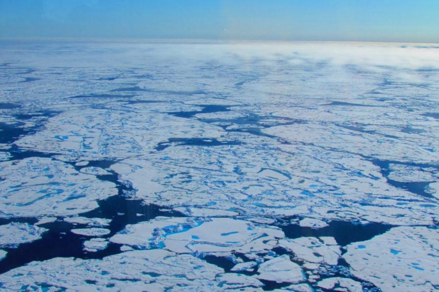 REMOTE SENSING SATELLITES HAVE DIFFICULTY DISTINGUISHING BETWEEN ICE AND OCEAN IN THE ARCTIC.