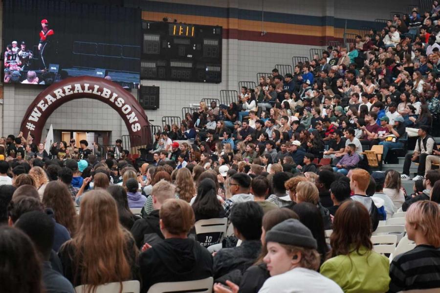 Students attend the welcome day pep rally in IGAC