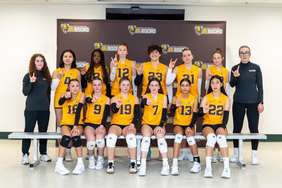 13U Gold girls Junior Bisons volleyball team photo 