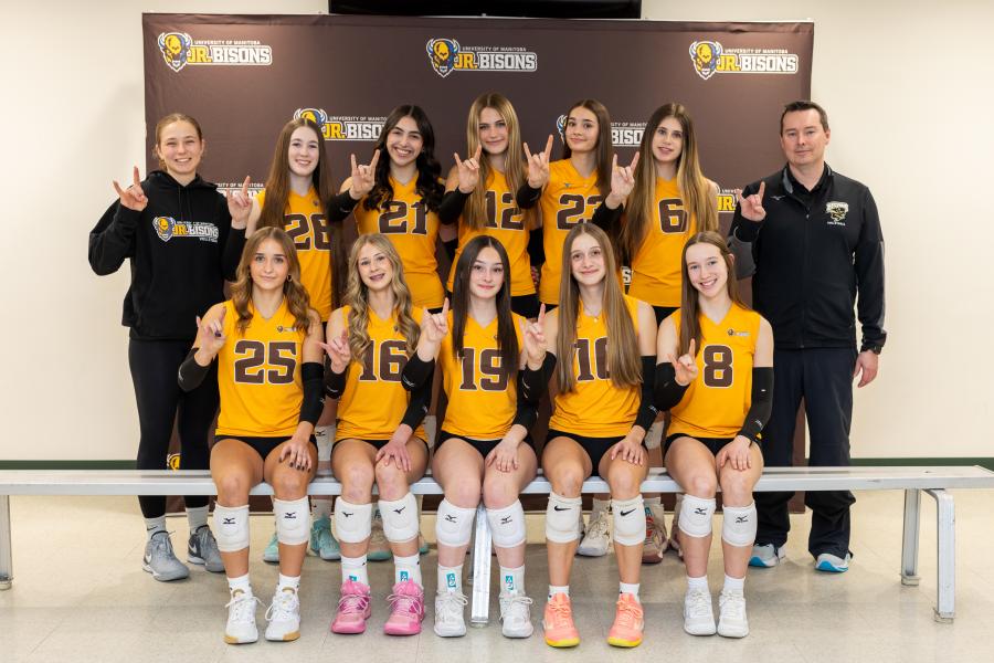 15U Gold Girls Junior Bisons volleyball team photo