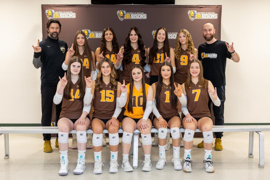 17U Gold Junior Bisons team photo