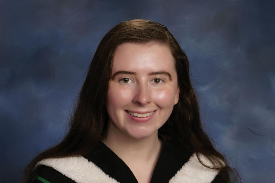 Emily Robb portrait.